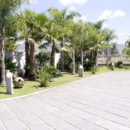 The Queen Hotel Pastorano