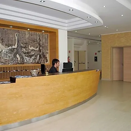 Hotel The Queen Pastorano