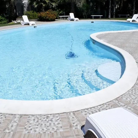Hotel The Queen Pastorano