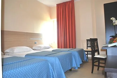 The Queen Hotel